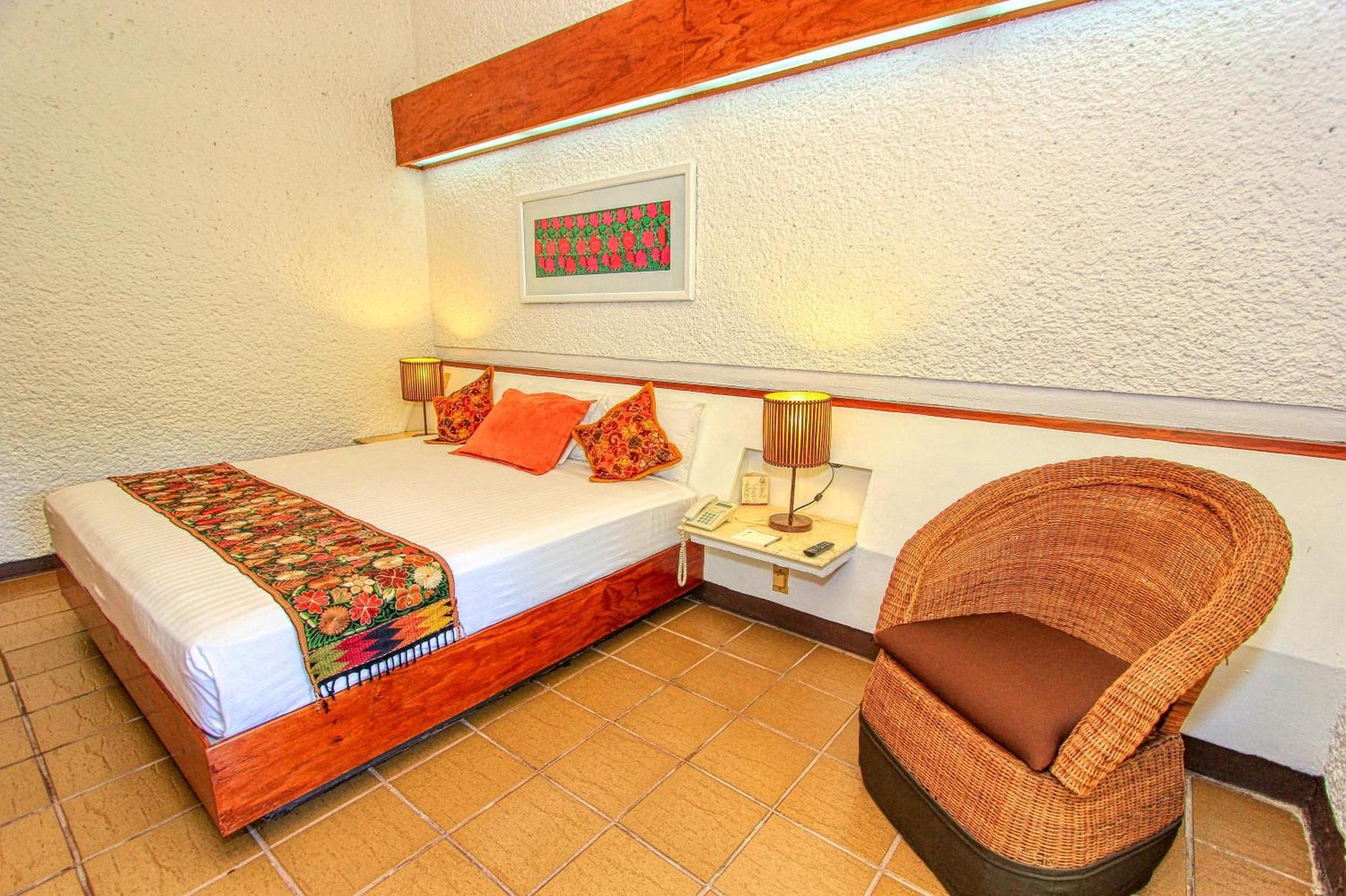 Hotel Ciudad Real Palenque Exterior photo